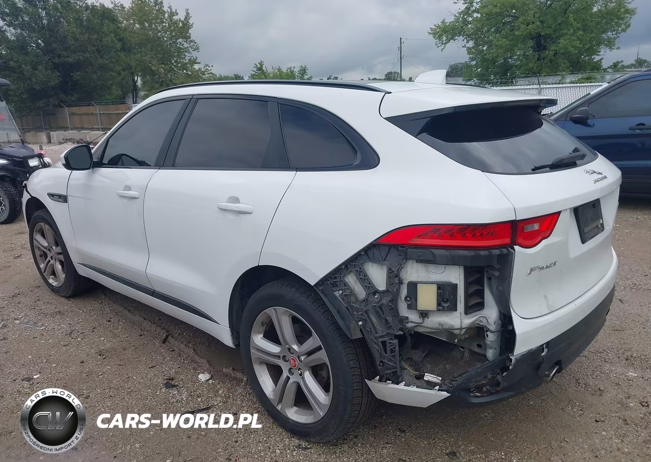 2018 Jaguar F-Pace 30T R-Sport VIN:SADCL2GX2JA282810 - 3