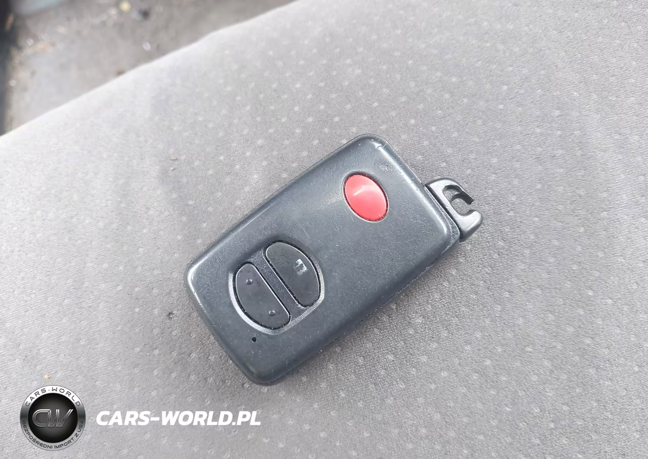 2013 Toyota Prius Two VIN:JTDKN3DU0D5592999 - 11