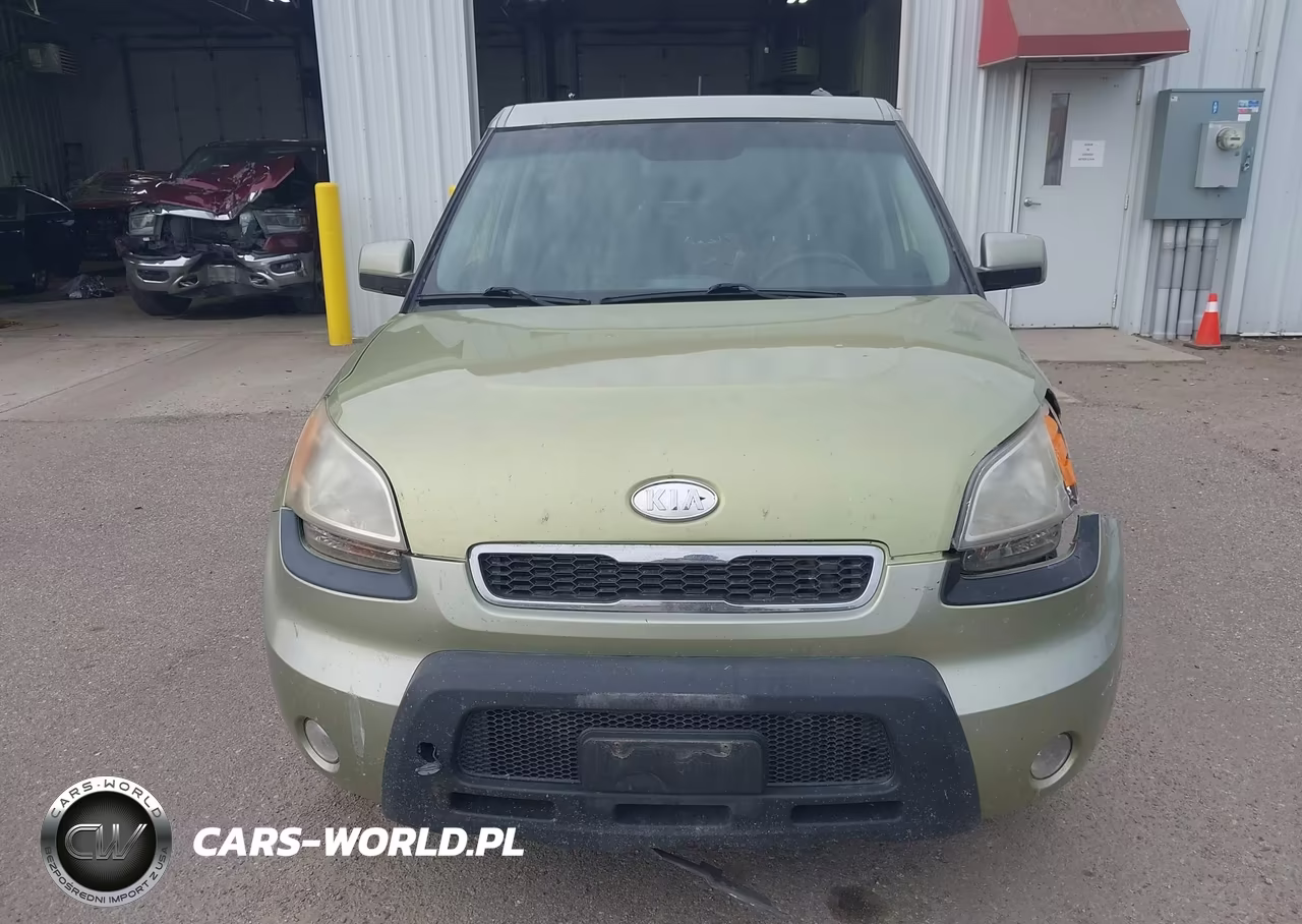2010 Kia Soul + VIN:KNDJT2A23A7146084 - 11