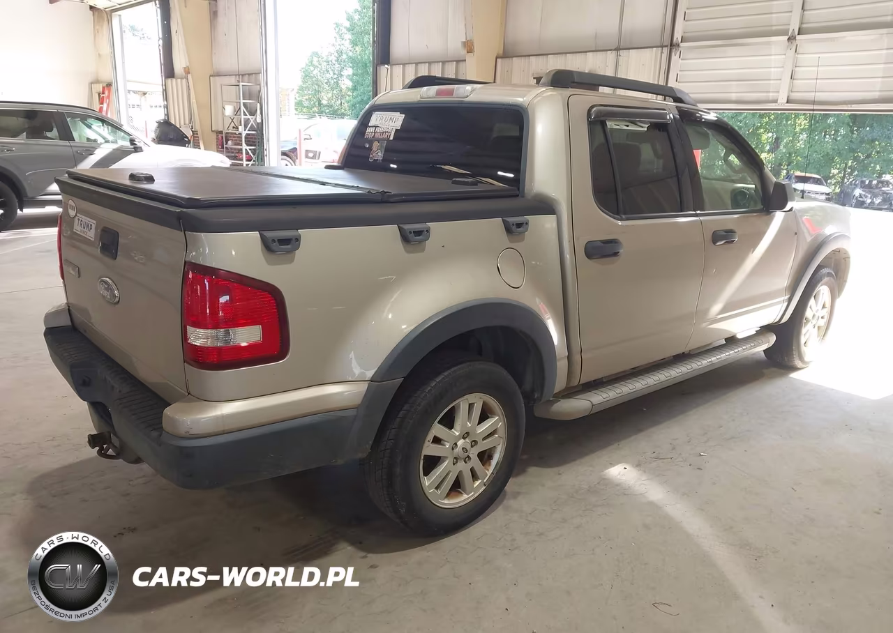 2007 Ford Explorer Sport Trac Xlt VIN:1FMEU31K87UB27749 - 4