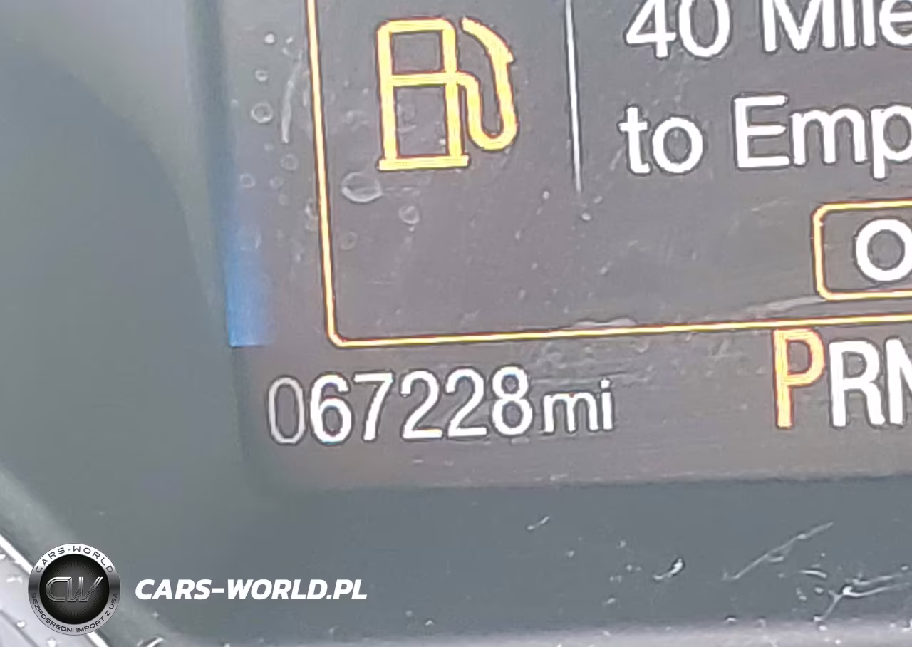 2017 Ford Focus Se VIN:1FADP3F24HL296180 - 15