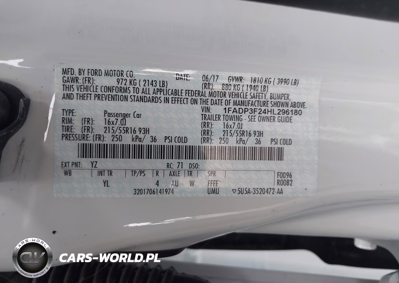 2017 Ford Focus Se VIN:1FADP3F24HL296180 - 9