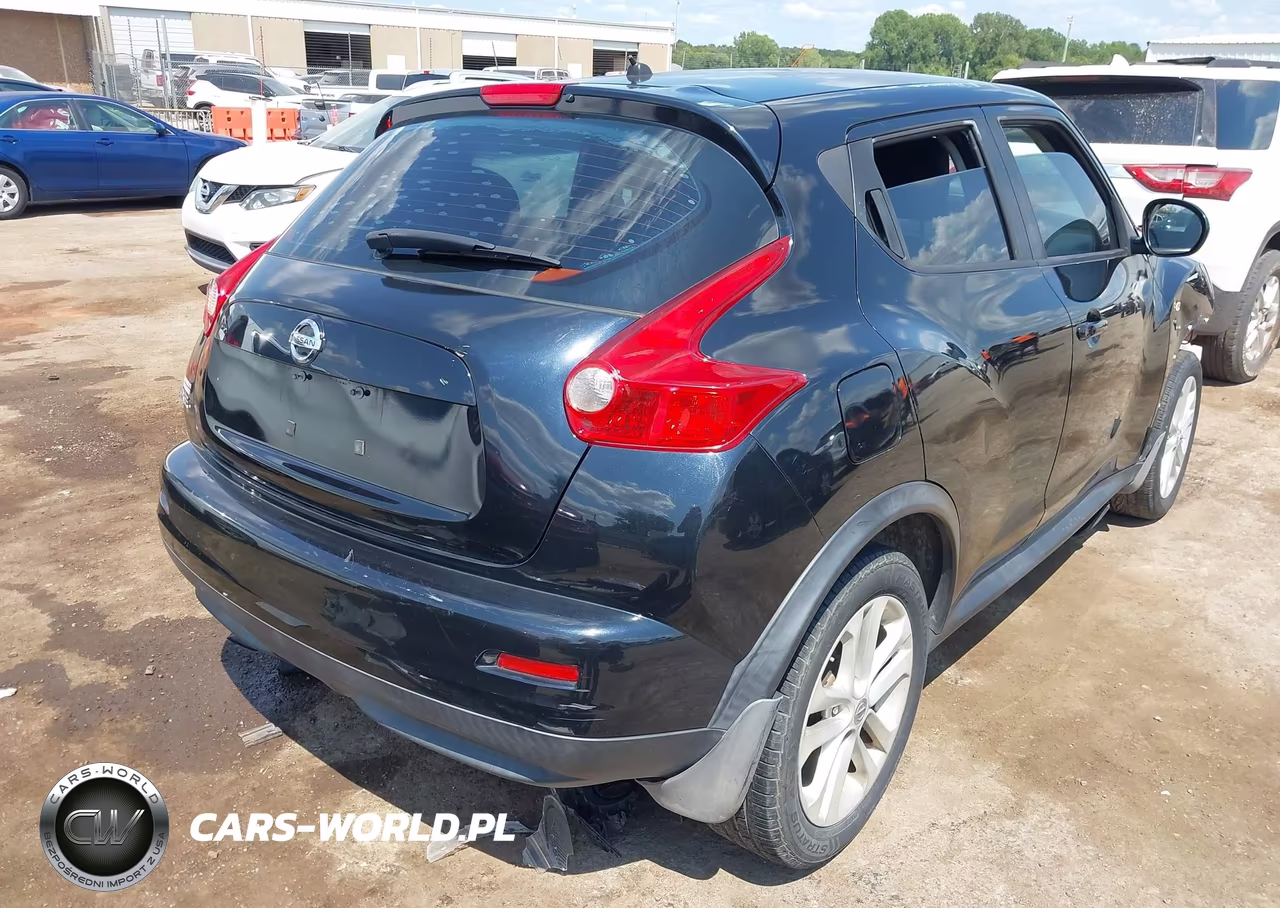 2013 Nissan Juke S VIN:JN8AF5MRXDT210154 - 4