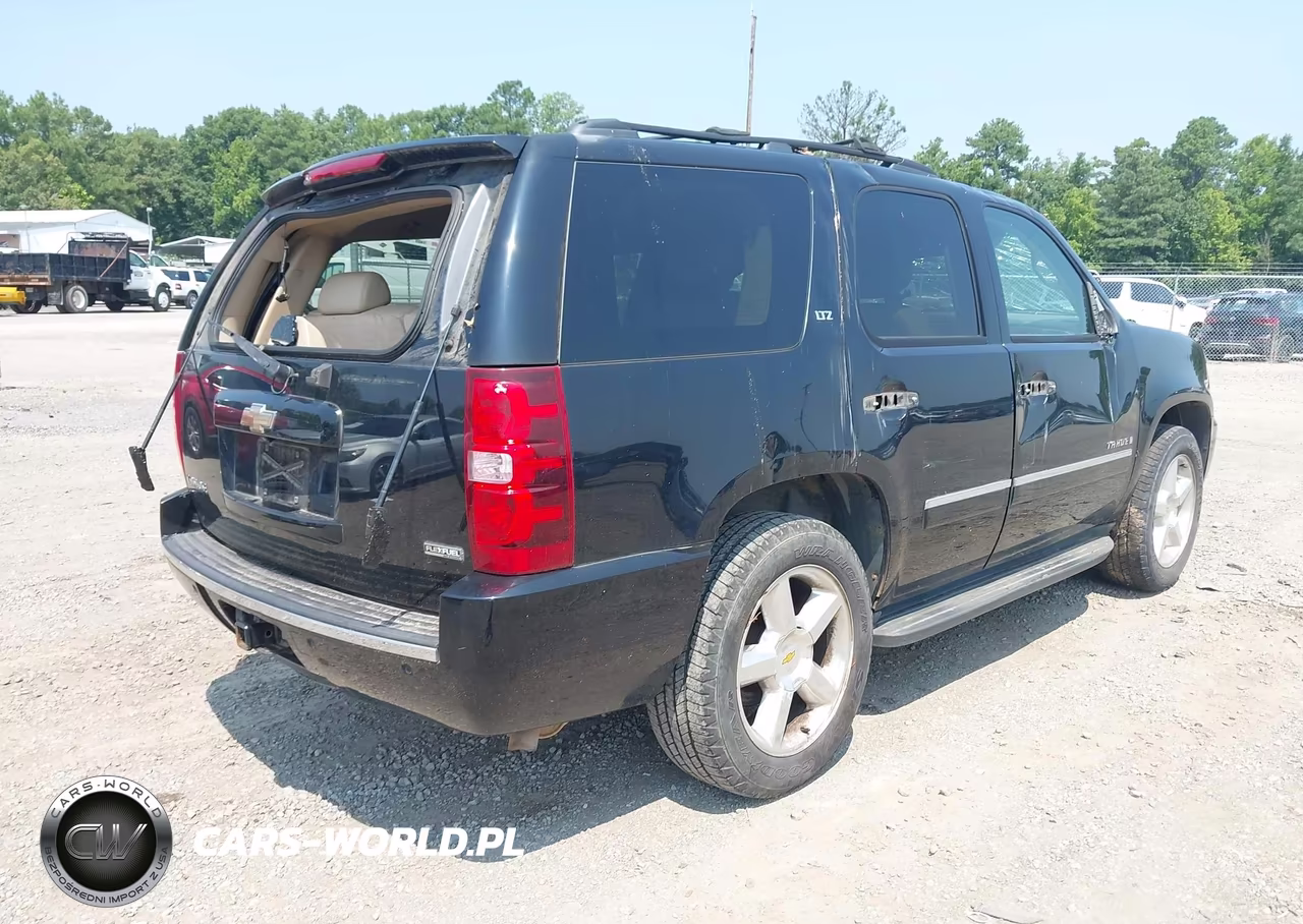 2009 Chevrolet Tahoe Ltz VIN:1GNFK33099J124591 - 4