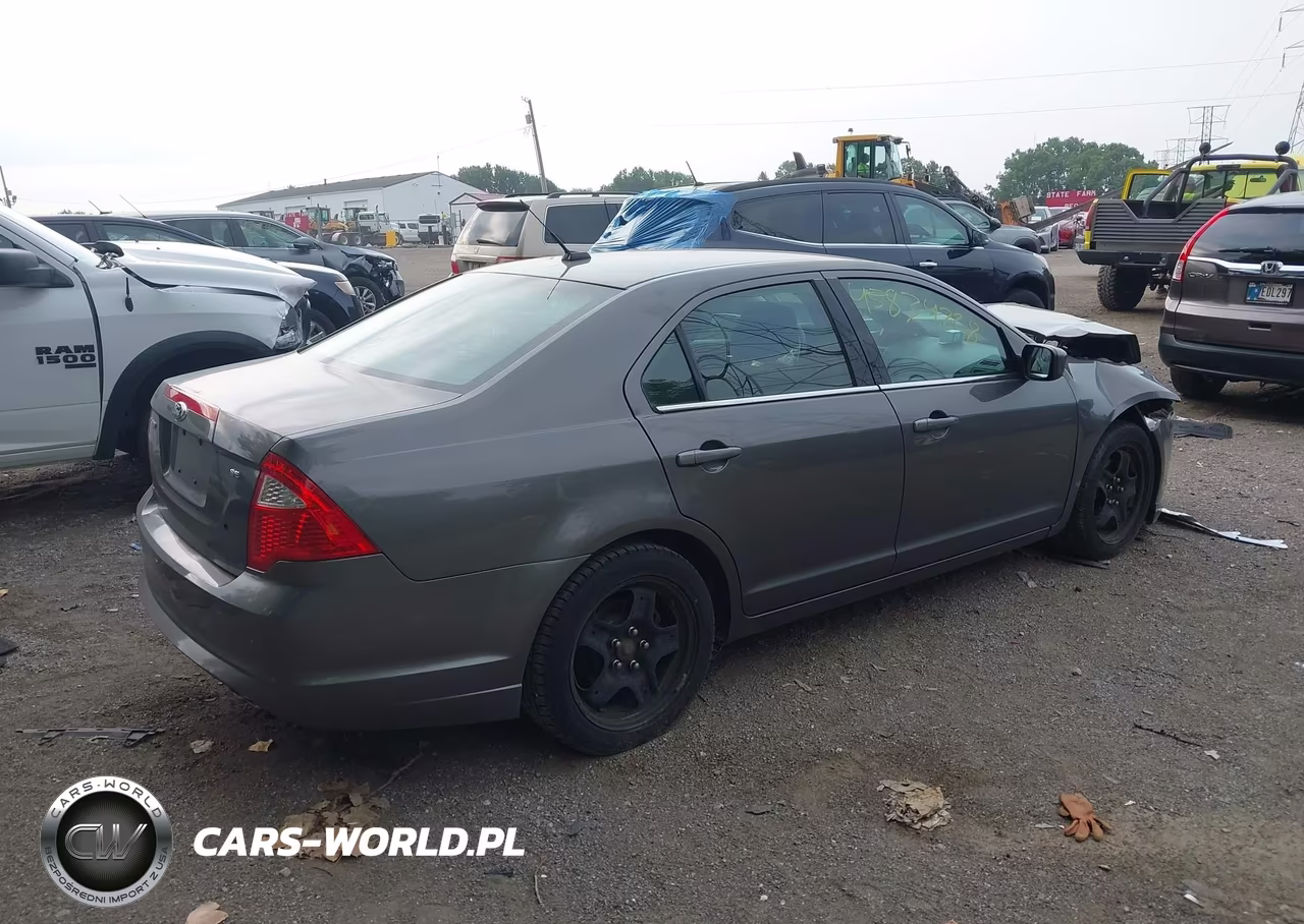 2011 Ford Fusion Se VIN:3FAHP0HAXBR207726 - 4