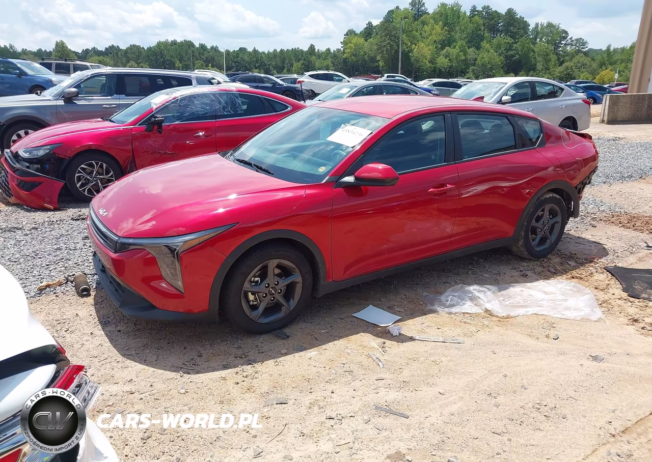 2025 Kia K4 Lxs VIN:3KPFT4DE1SE196569 - 2