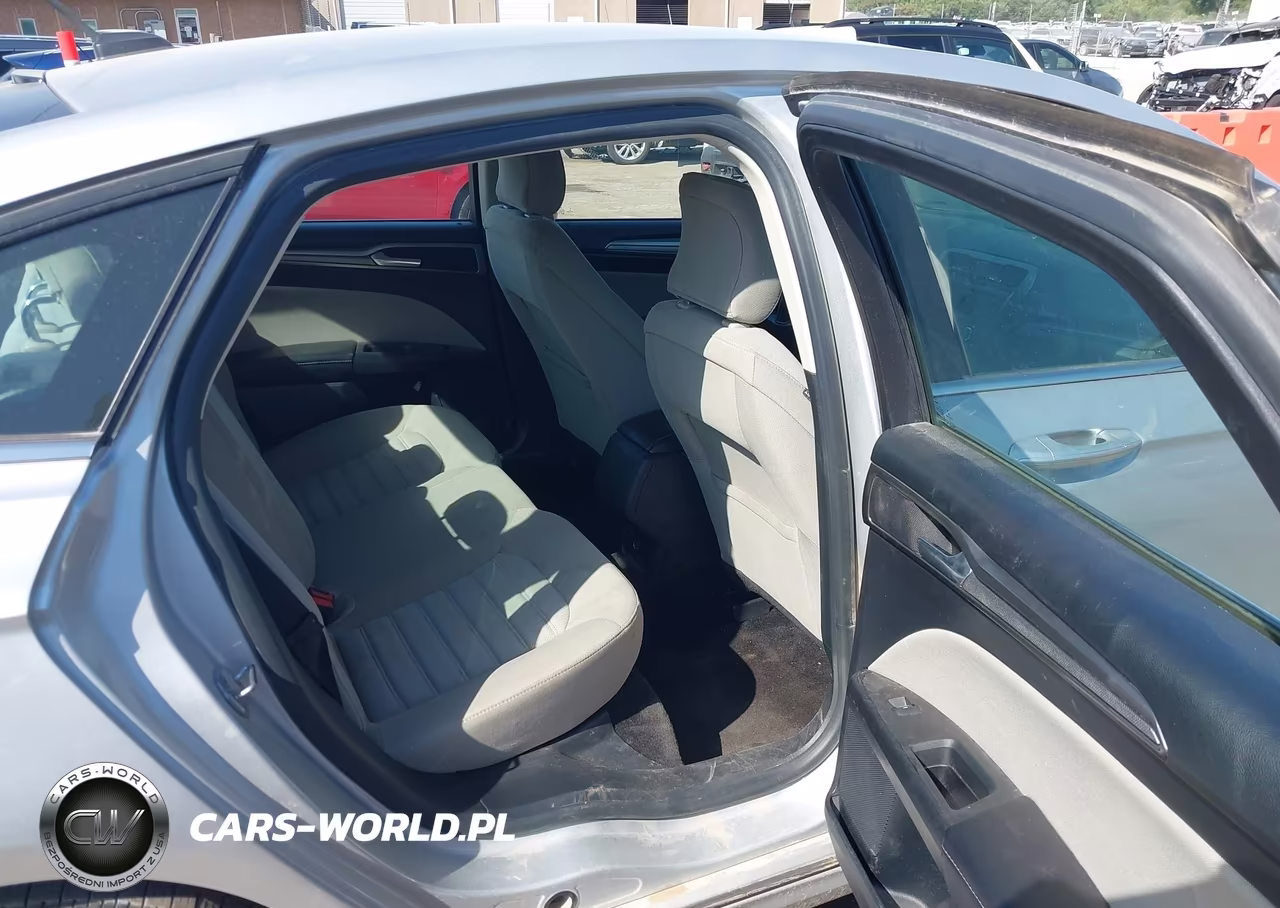 2018 Ford Fusion Hybrid S VIN:3FA6P0UU1JR122957 - 8