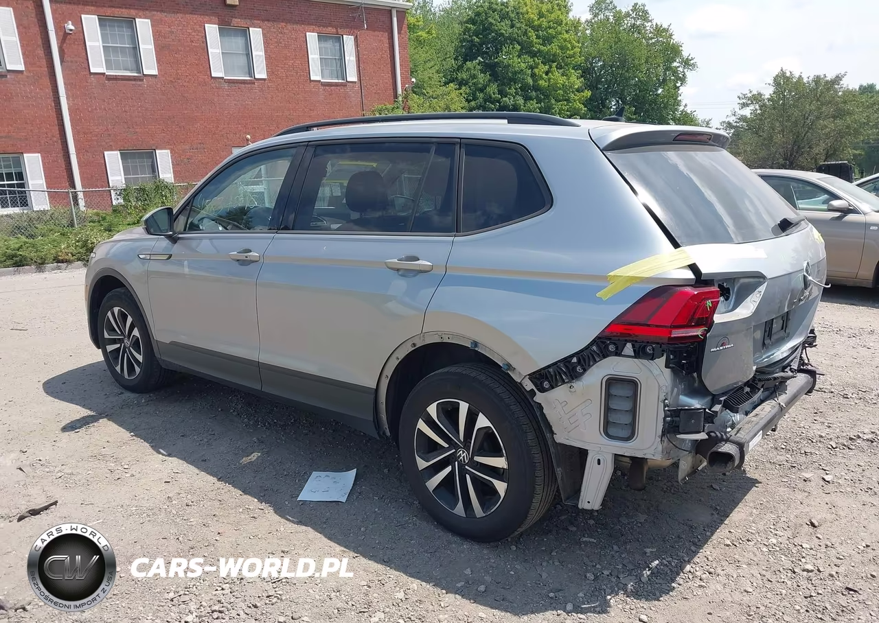 2023 Volkswagen Tiguan 2.0T S VIN:3VVRB7AX7PM109232 - 3