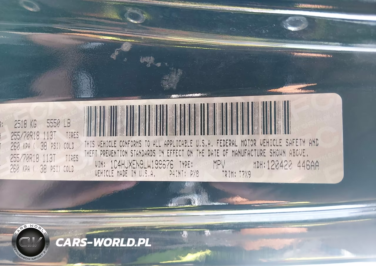2020 Jeep Wrangler Unlimited Sahara 4X4 VIN:1C4HJXEN9LW199676 - 9