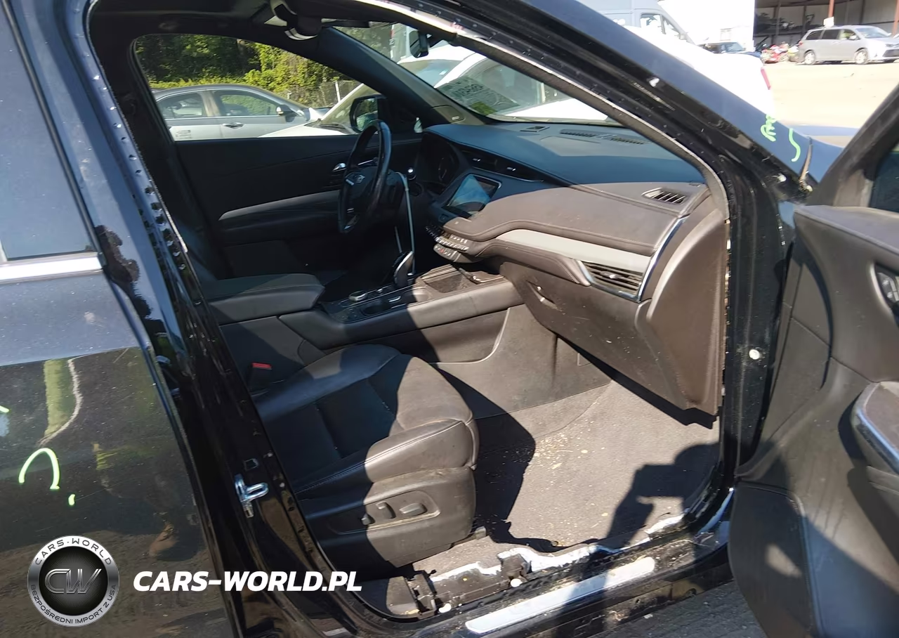 2020 Cadillac Xt4 Awd Premium Luxury VIN:1GYFZDR47LF068076 - 5