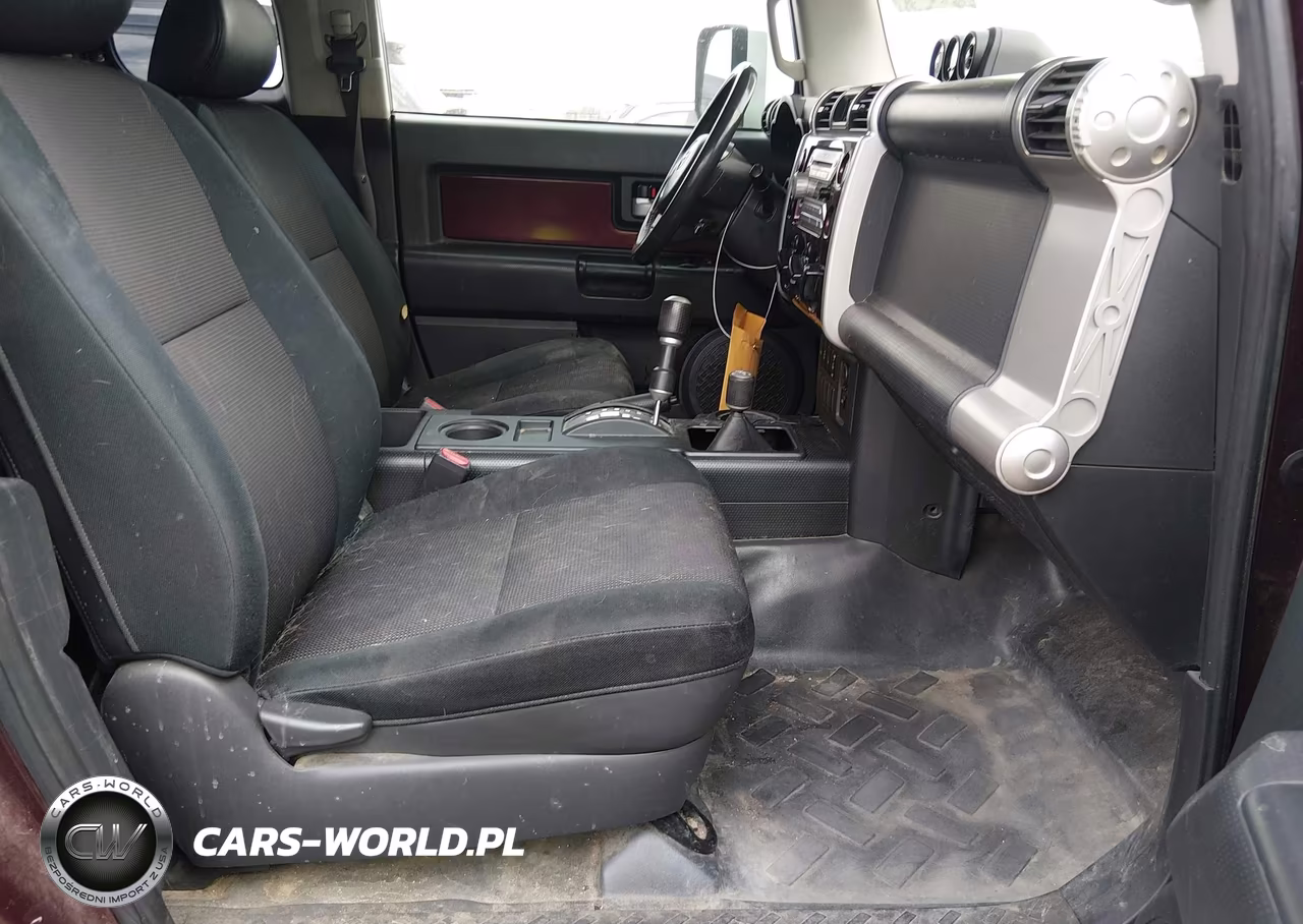 2007 Toyota Fj Cruiser VIN:JTEBU11F570021390 - 5
