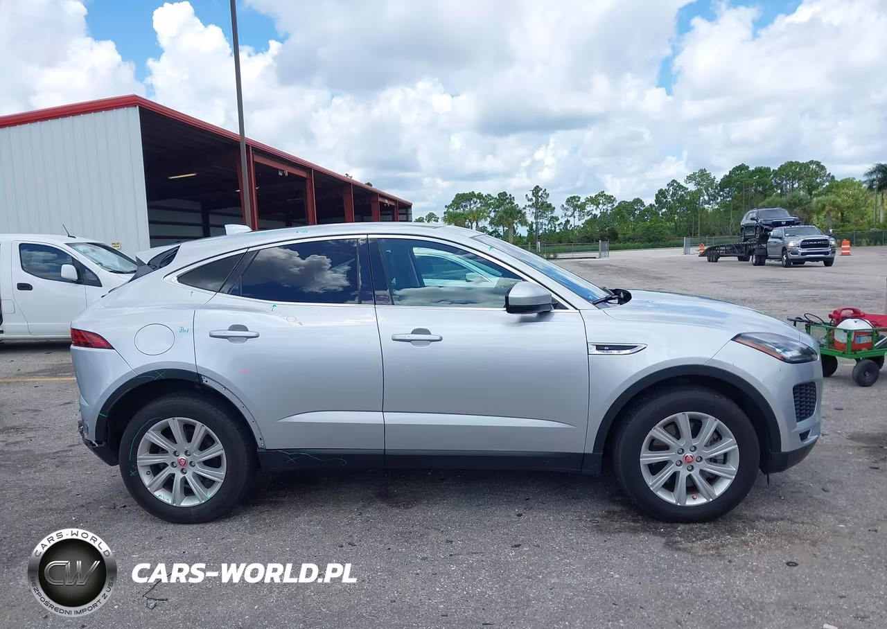 2018 Jaguar E-Pace R-Dynamic S-S VIN:SADFJ2FX1J1Z04771 - 13