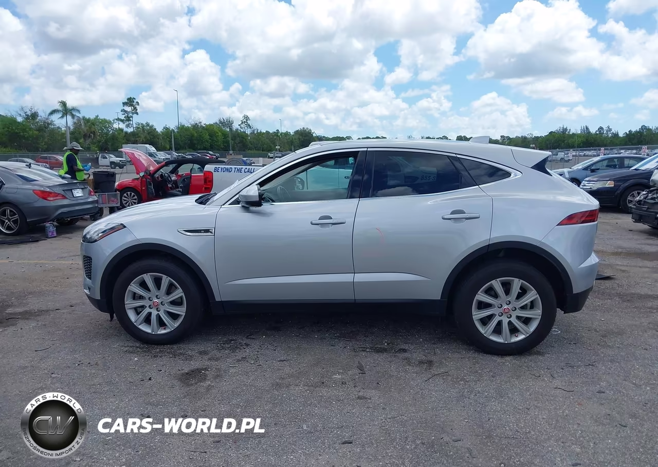 2018 Jaguar E-Pace R-Dynamic S-S VIN:SADFJ2FX1J1Z04771 - 14
