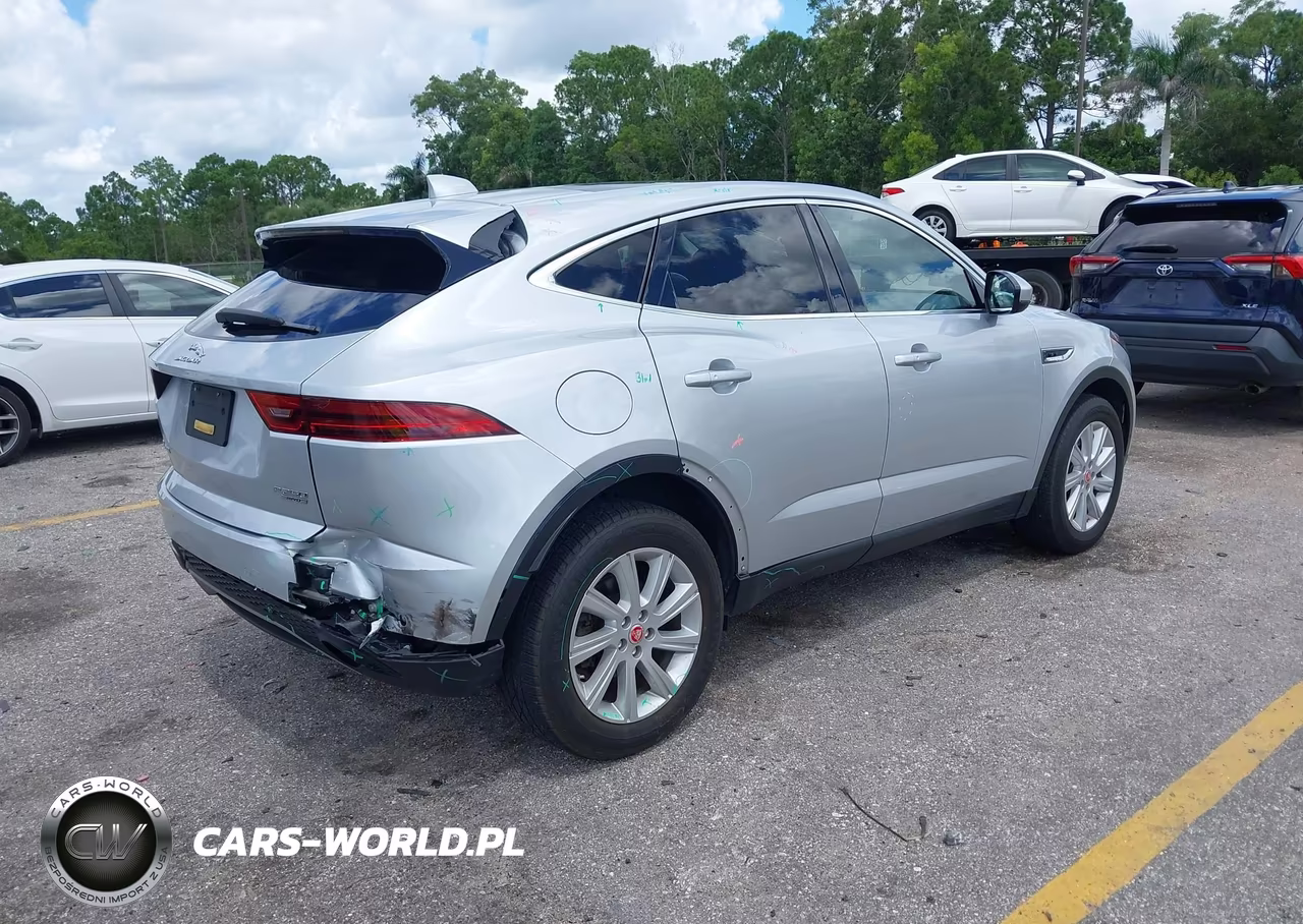 2018 Jaguar E-Pace R-Dynamic S-S VIN:SADFJ2FX1J1Z04771 - 4