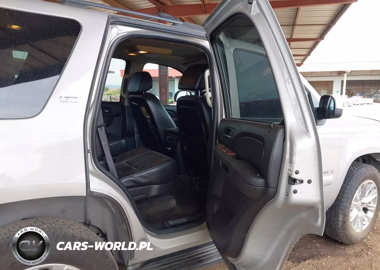 2007 Chevrolet Tahoe Ltz VIN:1GNFK13097J156541 - 8