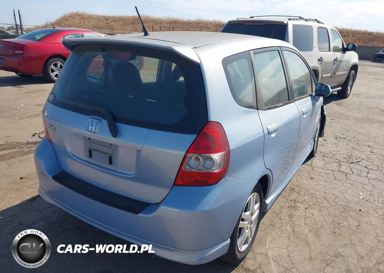 2008 Honda Fit Sport VIN:JHMGD38618S053964 - 4