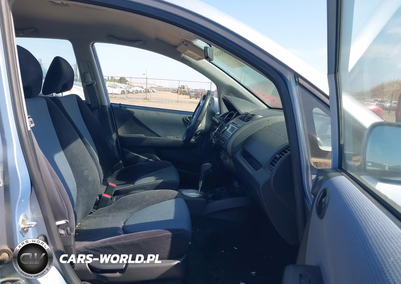 2008 Honda Fit Sport VIN:JHMGD38618S053964 - 5