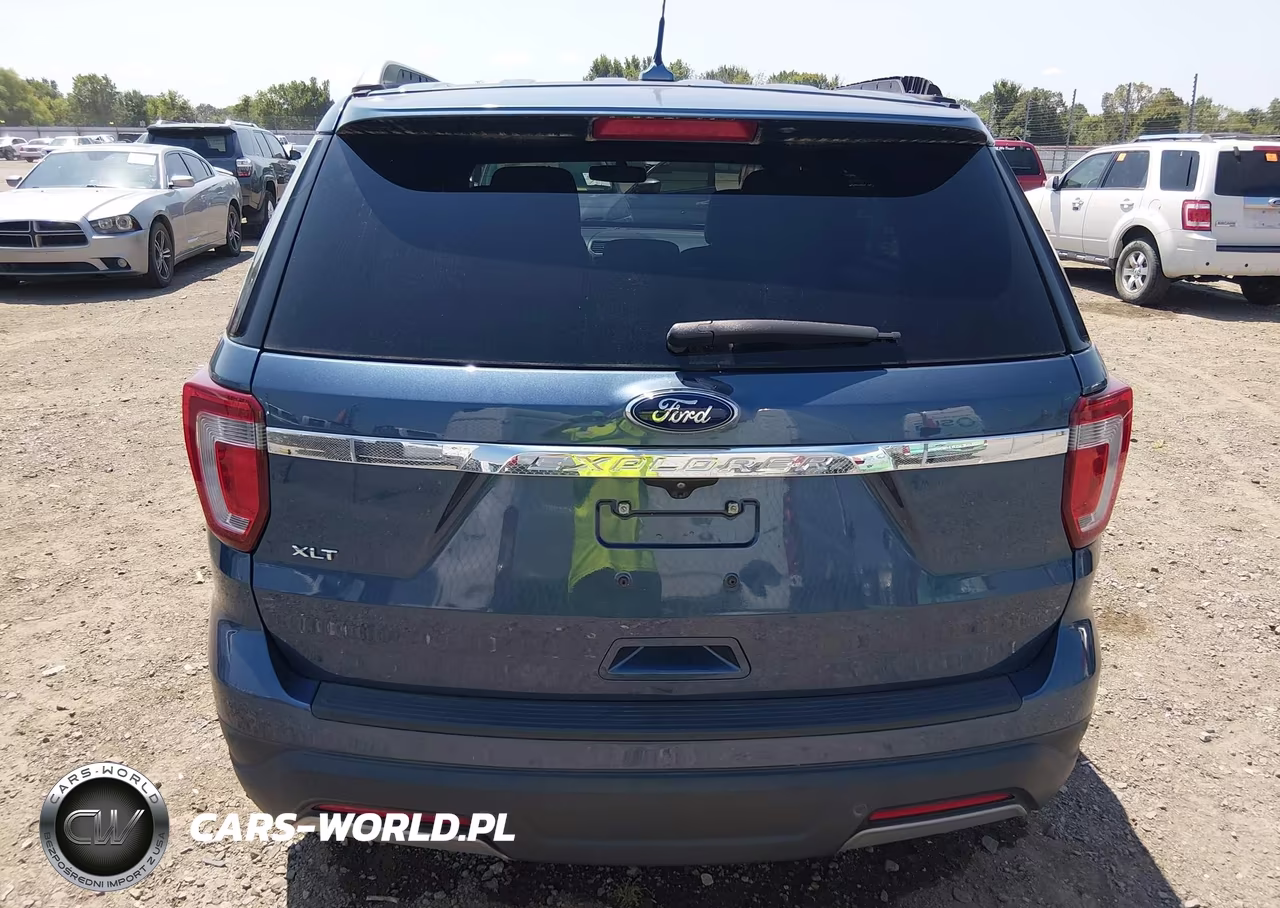 2019 Ford Explorer Xlt VIN:1FM5K7D84KGB02156 - 17