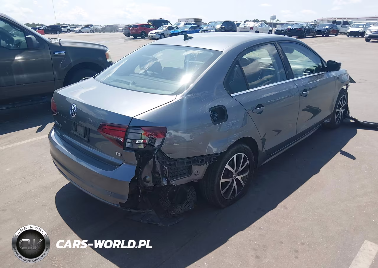 2017 Volkswagen Jetta 1.4T Se VIN:3VWDB7AJ1HM410632 - 4