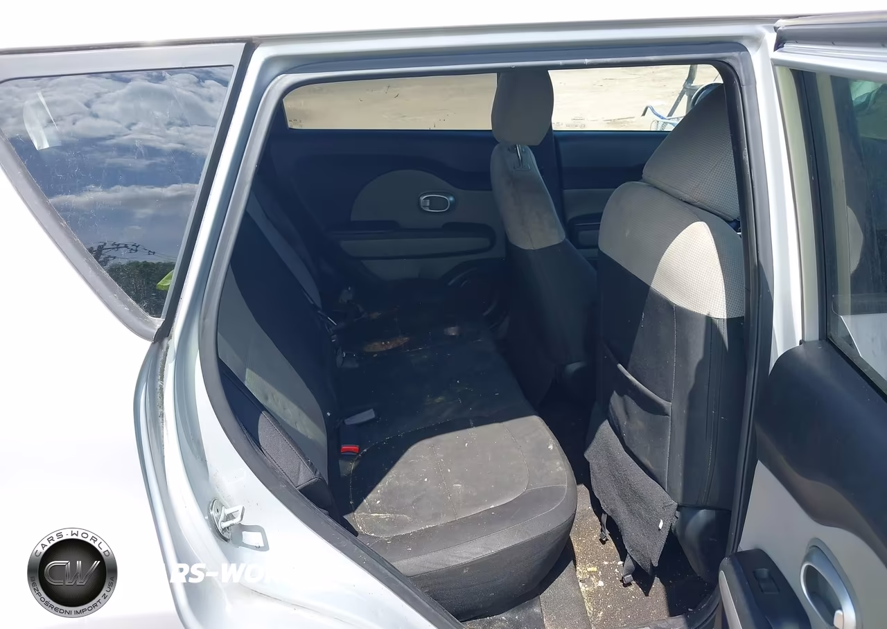 2014 Kia Soul VIN:KNDJN2A28E7715236 - 8