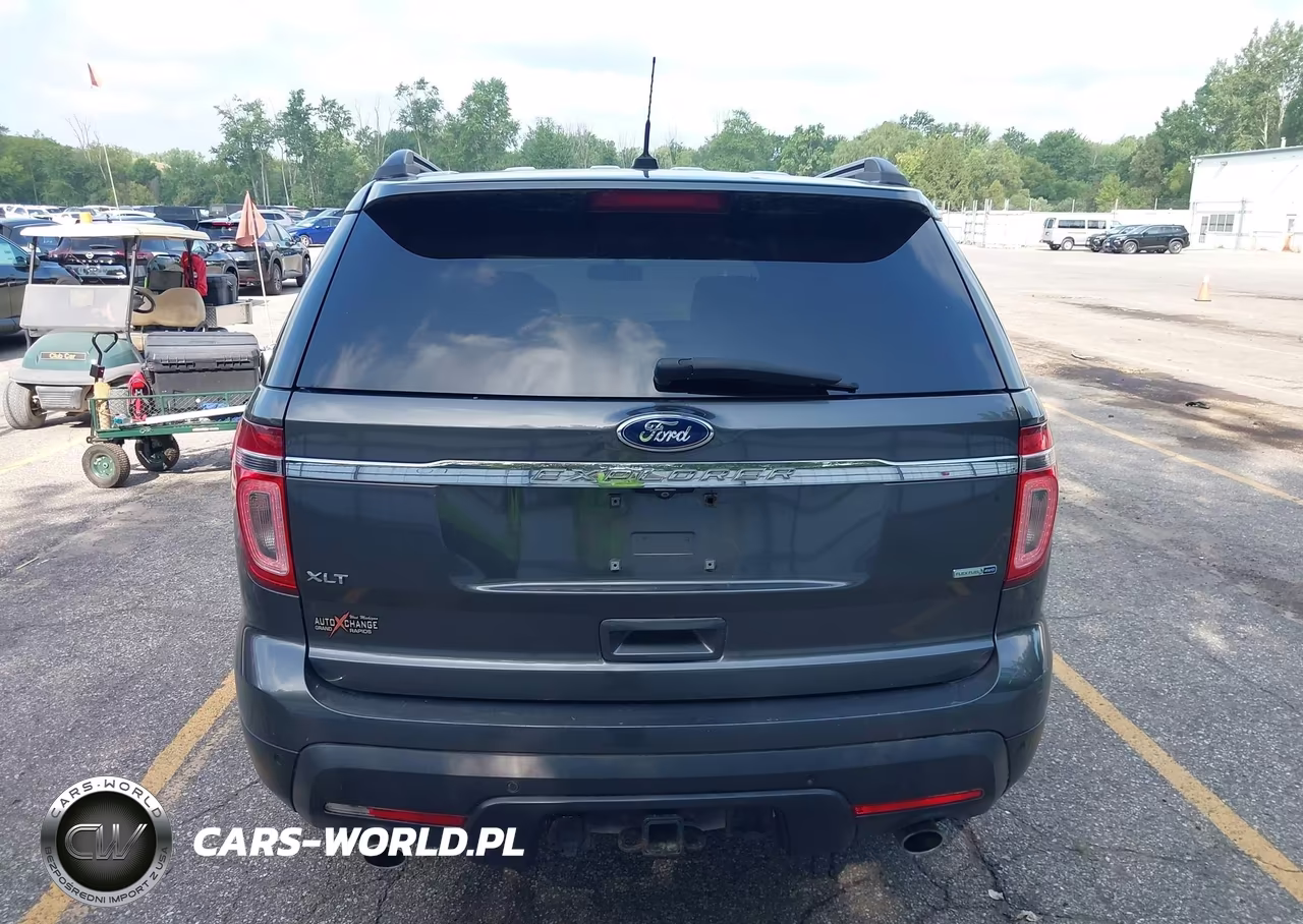 2015 Ford Explorer Xlt VIN:1FM5K8D89FGB17845 - 16
