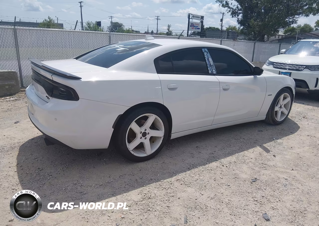 2016 Dodge Charger R-T VIN:2C3CDXCTXGH180064 - 4