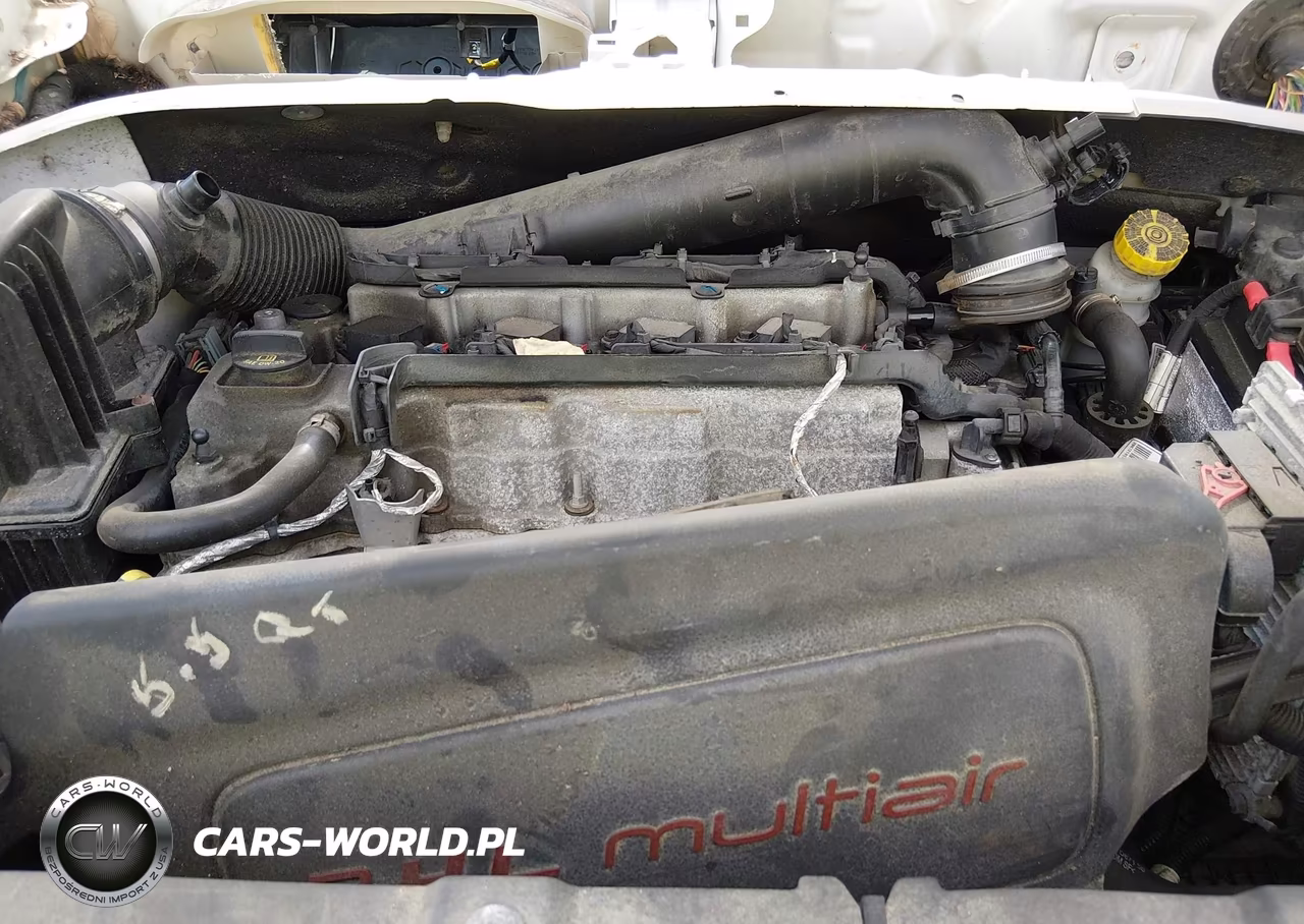 2015 Jeep Renegade Latitude VIN:ZACCJBBT0FPB54725 - 10