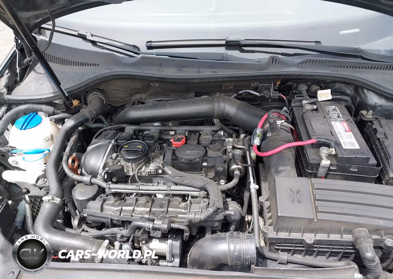2010 Volkswagen Gti 2-Door VIN:WVWED7AJ3AW377818 - 10