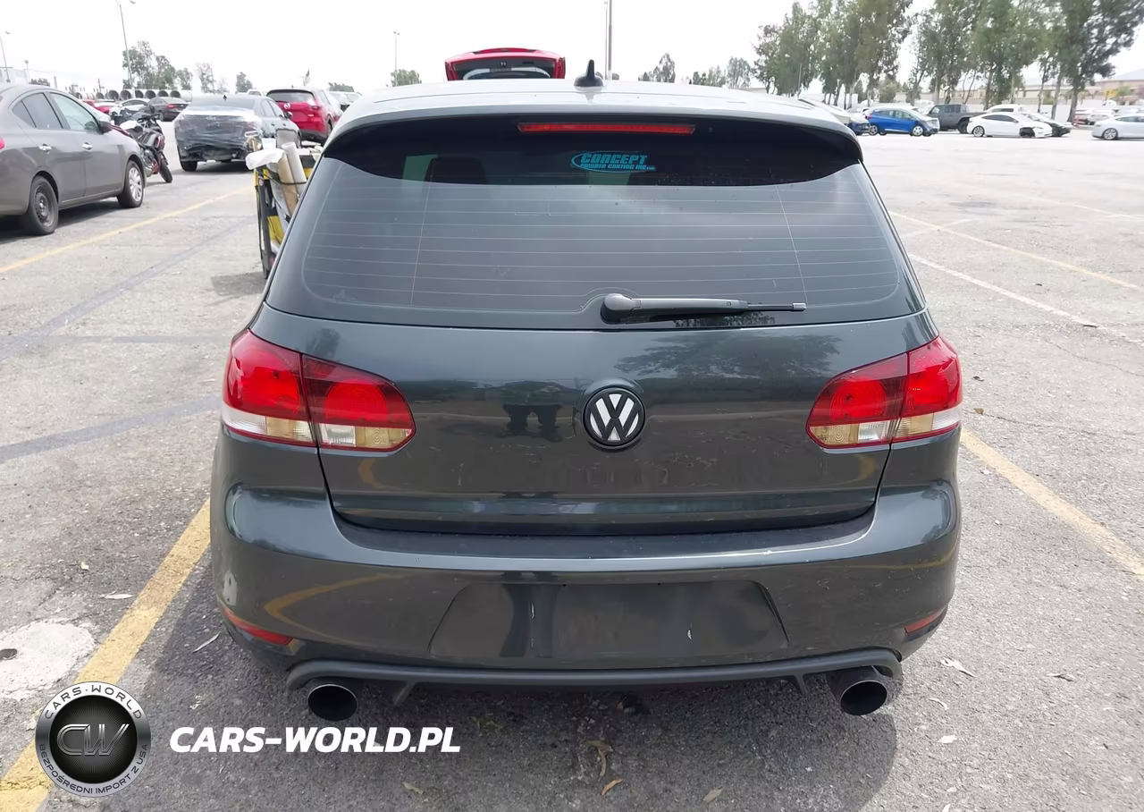2010 Volkswagen Gti 2-Door VIN:WVWED7AJ3AW377818 - 16
