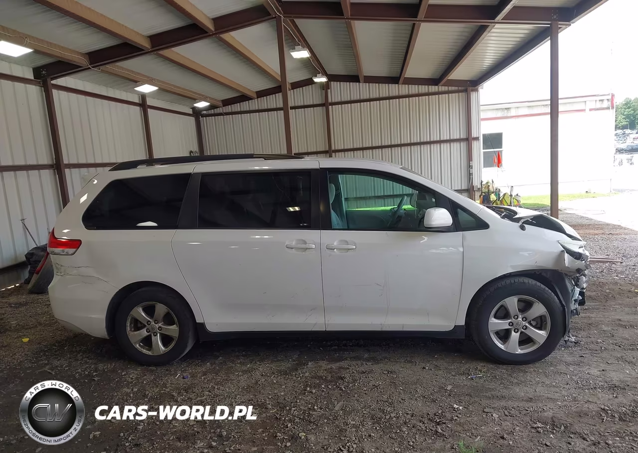 2013 Toyota Sienna Le V6 8 Passenger VIN:5TDKK3DC3DS288592 - 14