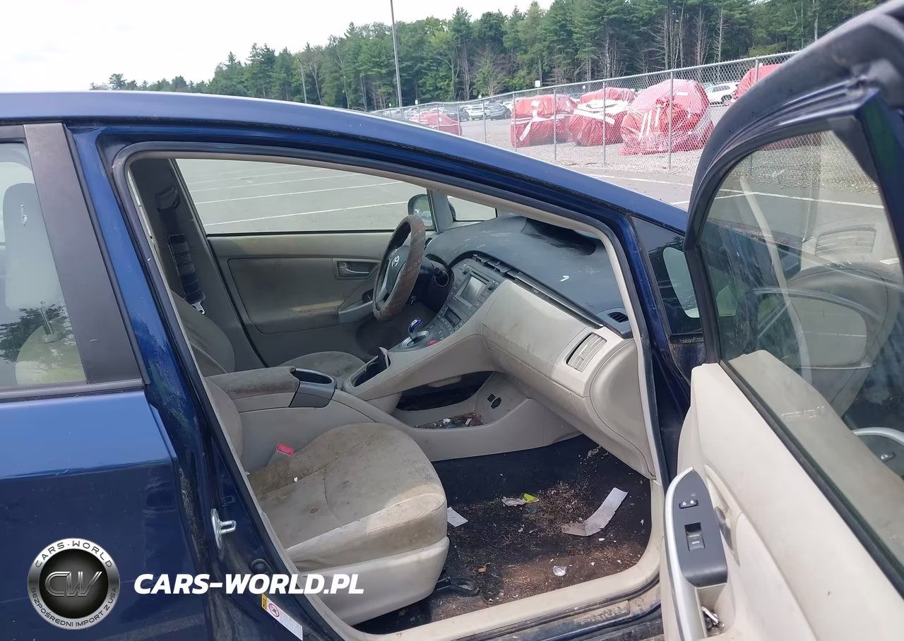 2012 Toyota Prius Three VIN:JTDKN3DU5C1552472 - 5