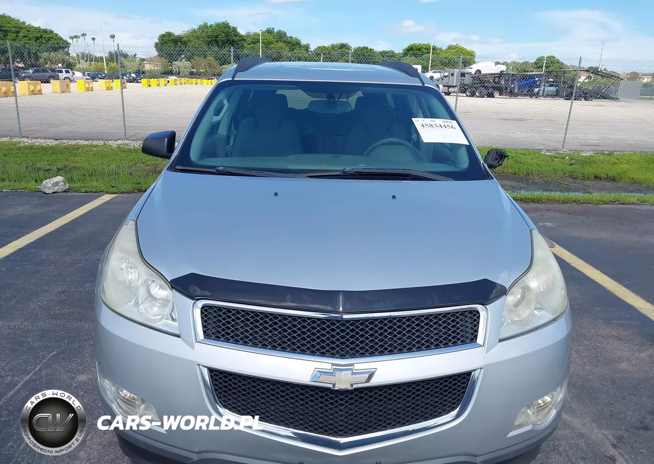 2011 Chevrolet Traverse Ls VIN:1GNKREED0BJ410938 - 12