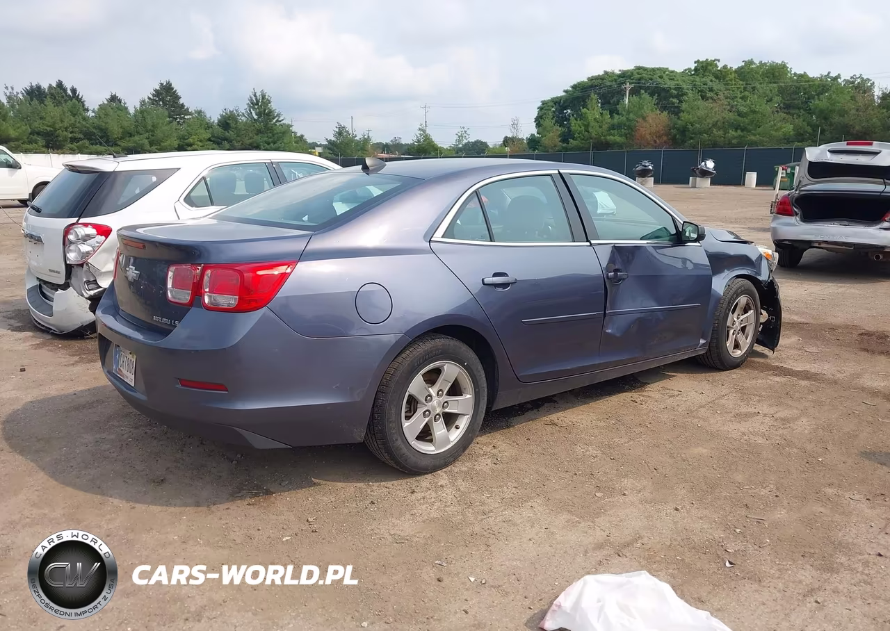 2014 Chevrolet Malibu 1Ls VIN:1G11B5SL9EF164489 - 4
