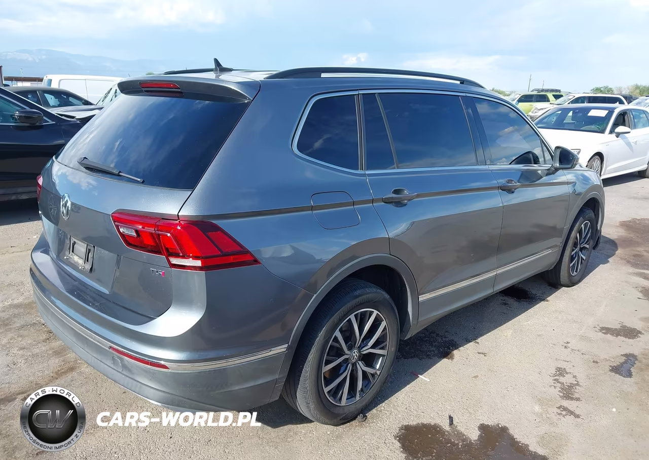 2018 Volkswagen Tiguan 2.0T Se-2.0T Sel VIN:3VV3B7AXXJM194192 - 4