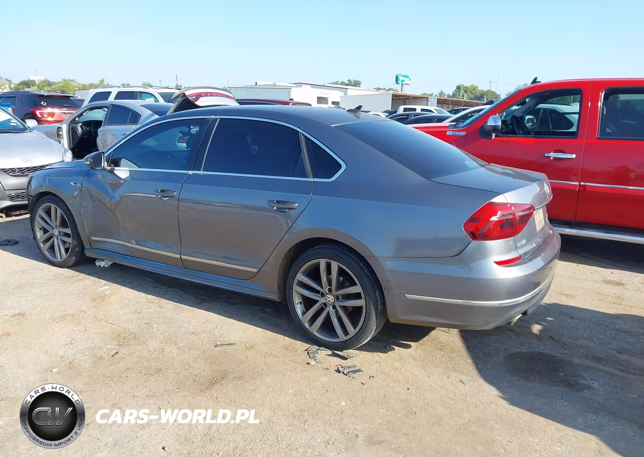 2017 Volkswagen Passat 1.8T R-Line VIN:1VWDT7A34HC069081 - 3
