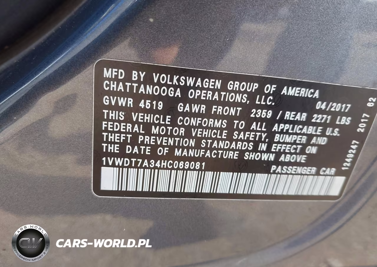 2017 Volkswagen Passat 1.8T R-Line VIN:1VWDT7A34HC069081 - 9