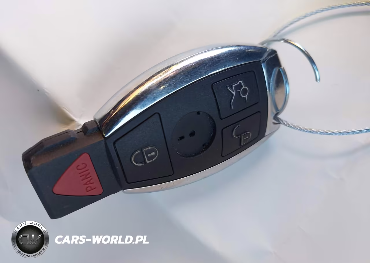 2010 Mercedes-Benz E 550 VIN:WDDHF7CBXAA236972 - 11