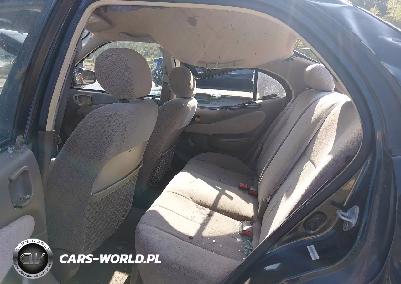 1999 Chevrolet Prizm Lsi VIN:1Y1SK5280XZ403318 - 8