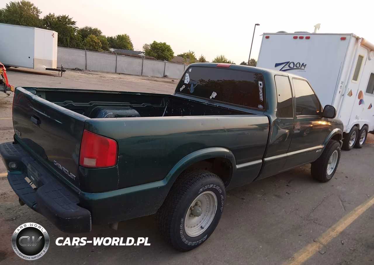1998 Chevrolet S-10 Ls VIN:1GCDT19W6W8193223 - 4