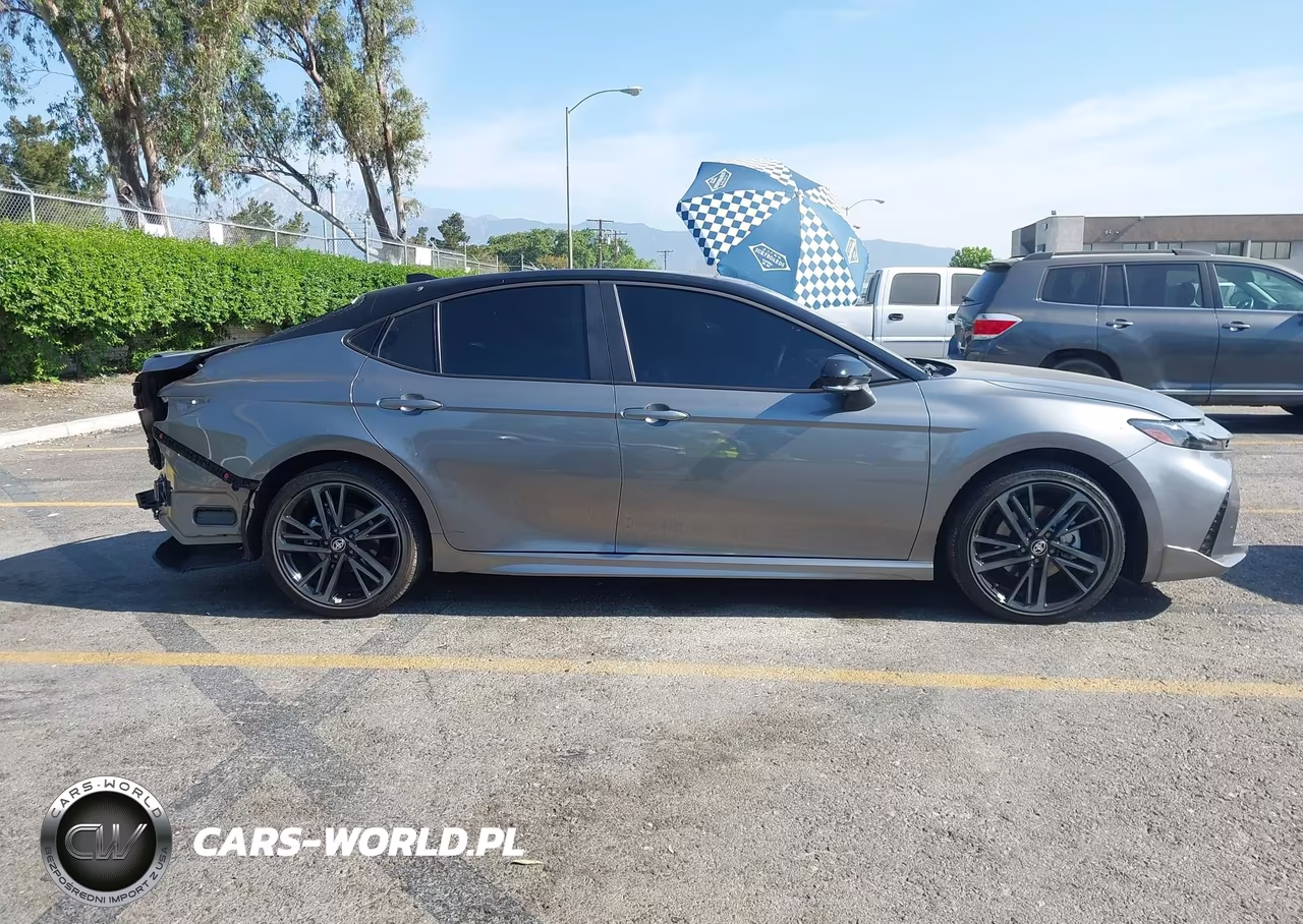 2026 Toyota Camry Xse VIN:4T1DBADK6TU548672 - 14
