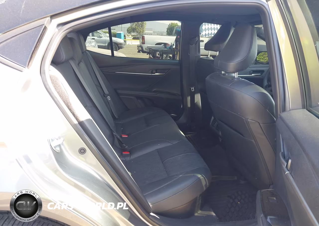 2026 Toyota Camry Xse VIN:4T1DBADK6TU548672 - 8