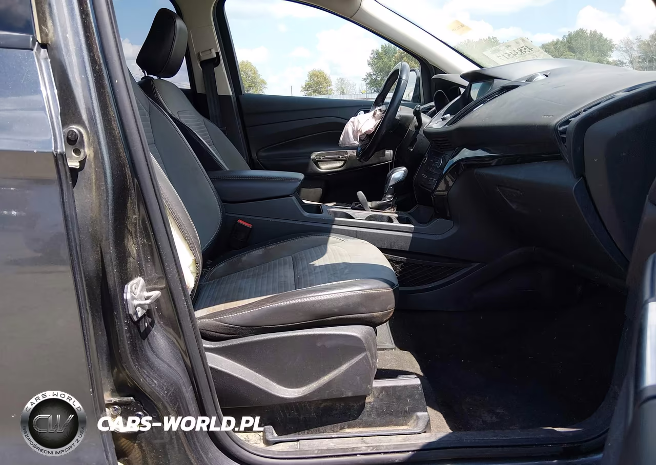 2019 Ford Escape Se VIN:1FMCU0GD0KUA11775 - 5