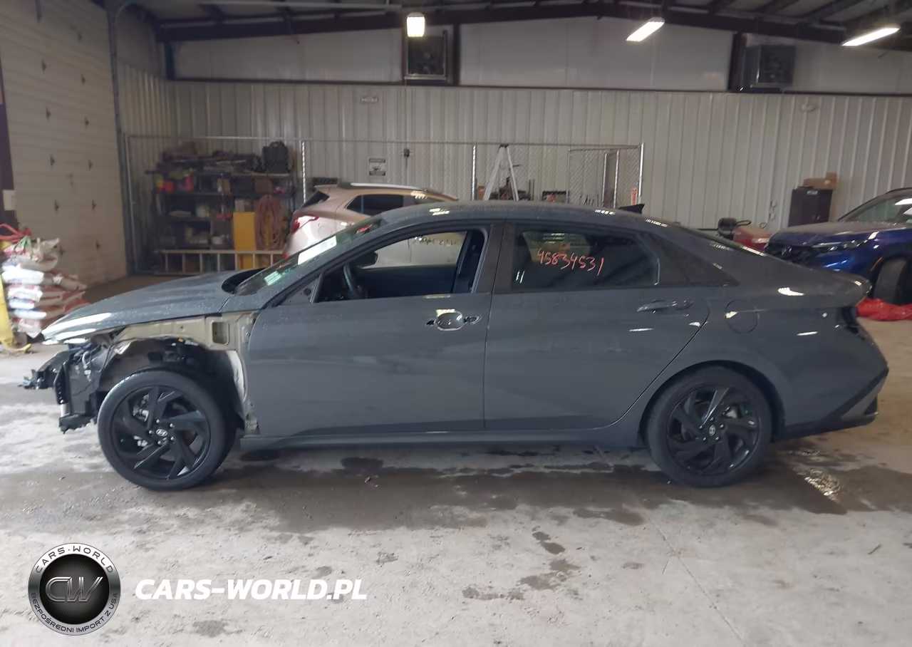 2026 Hyundai Elantra Sel Sport VIN:KMHLM4DG7TU114781 - 15