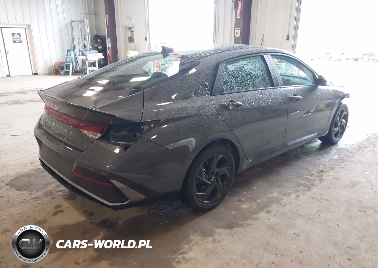 2026 Hyundai Elantra Sel Sport VIN:KMHLM4DG7TU114781 - 4