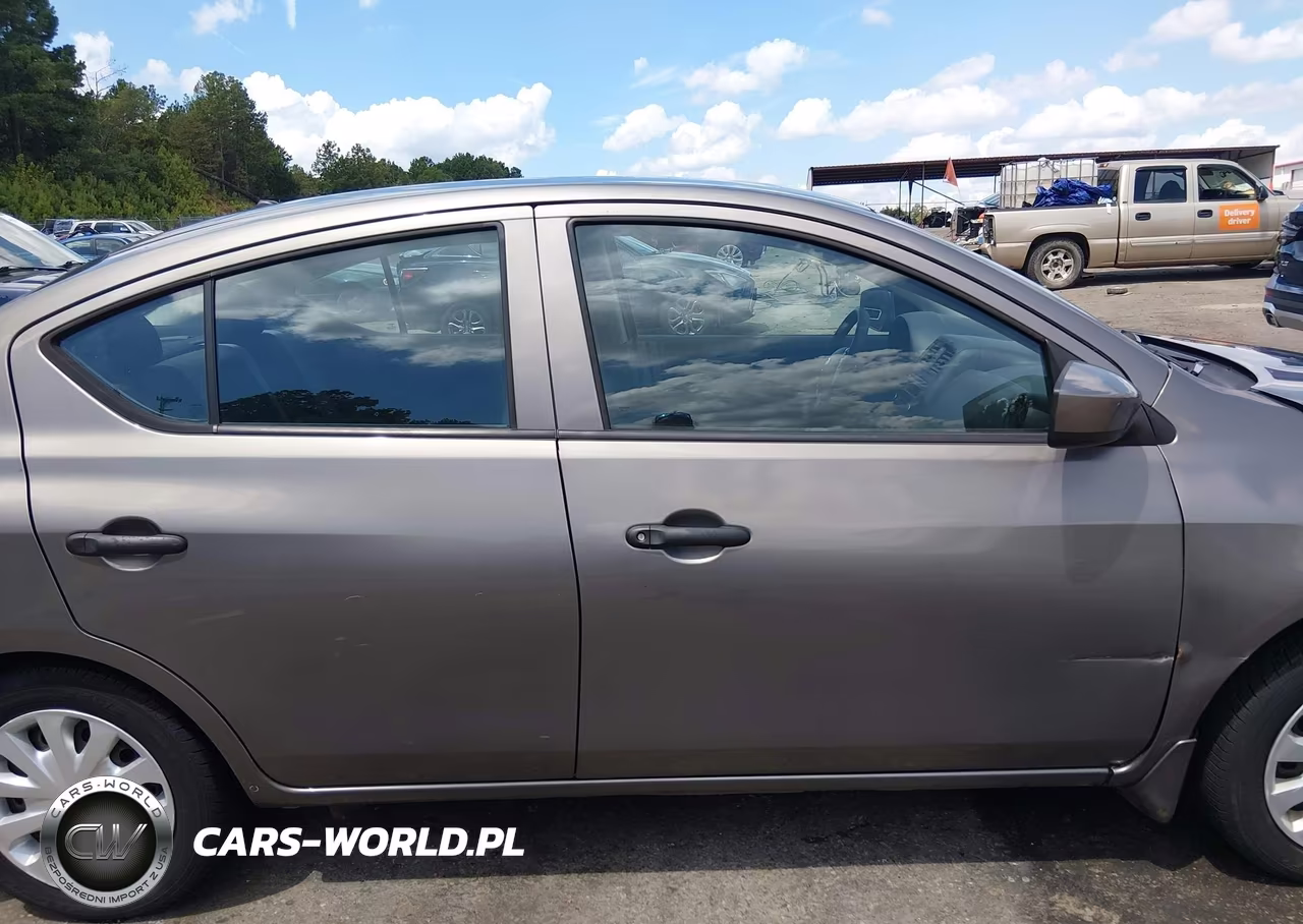2017 Nissan Versa 1.6 S+ VIN:3N1CN7AP0HL896711 - 14