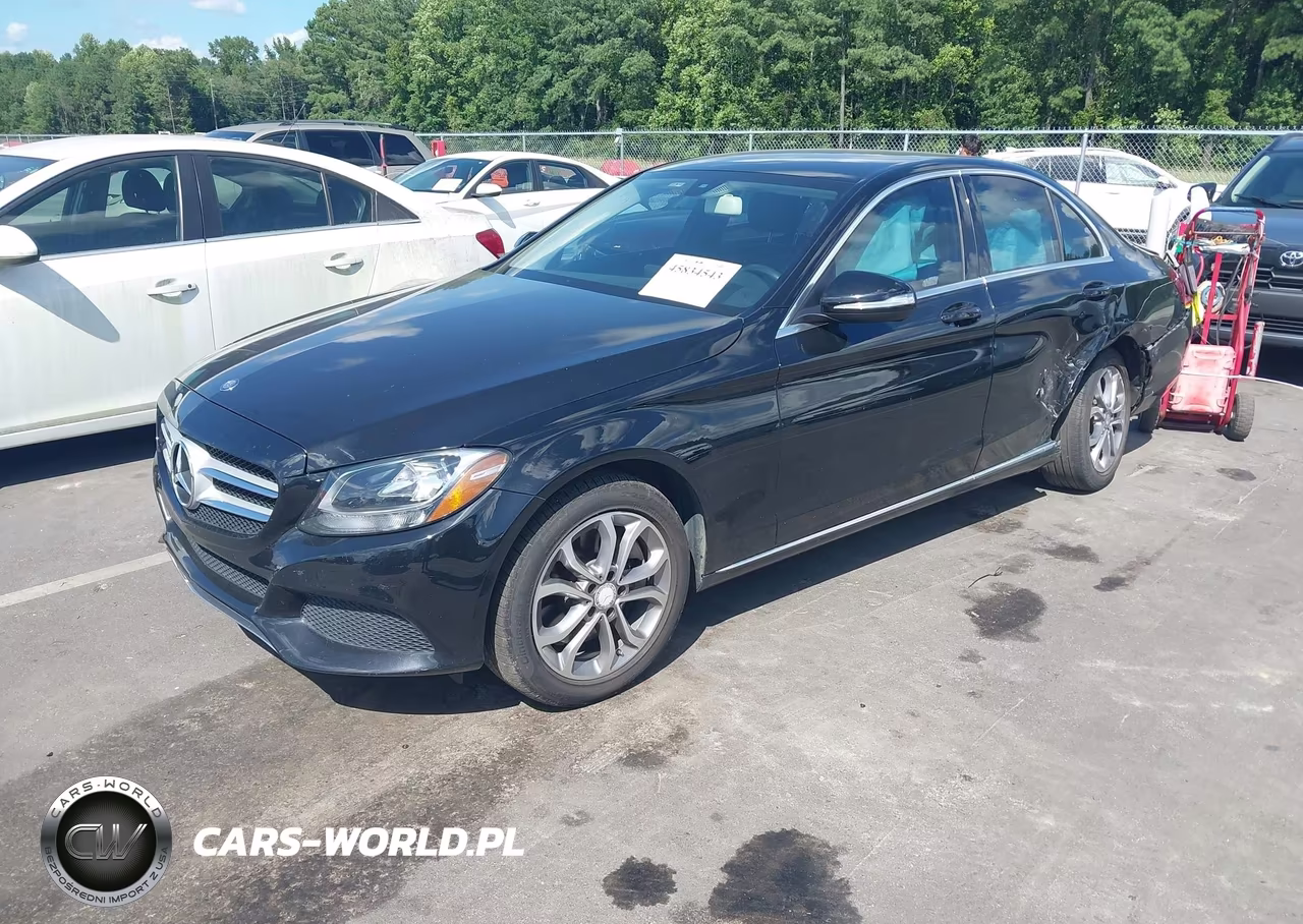 2015 Mercedes-Benz C 300 4Matic VIN:55SWF4KB7FU060333 - 2