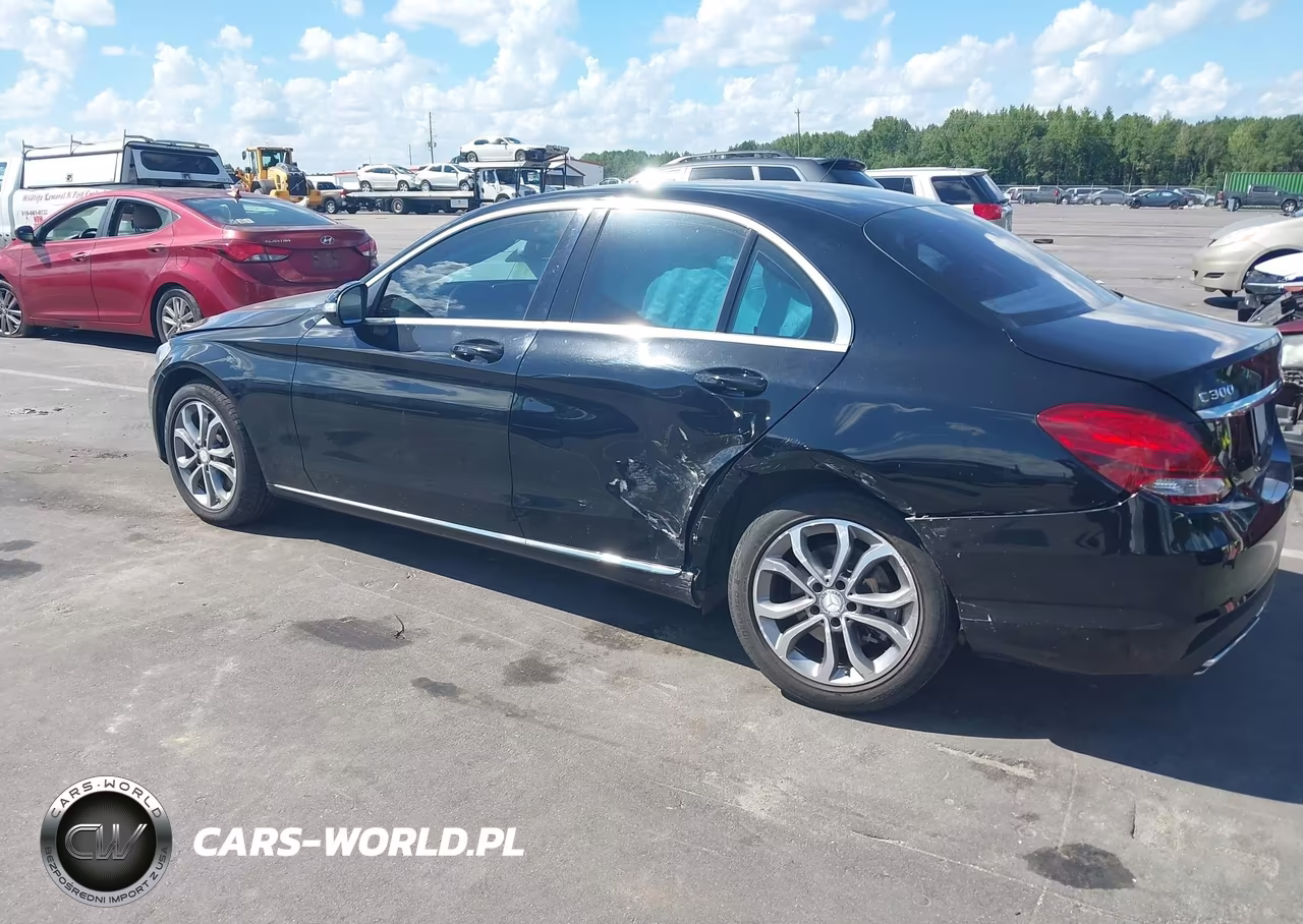 2015 Mercedes-Benz C 300 4Matic VIN:55SWF4KB7FU060333 - 3