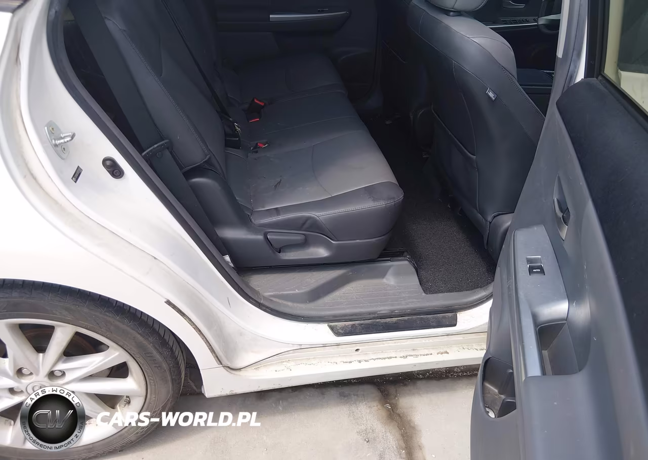 2012 Toyota Prius V Five VIN:JTDZN3EU0C3114511 - 8