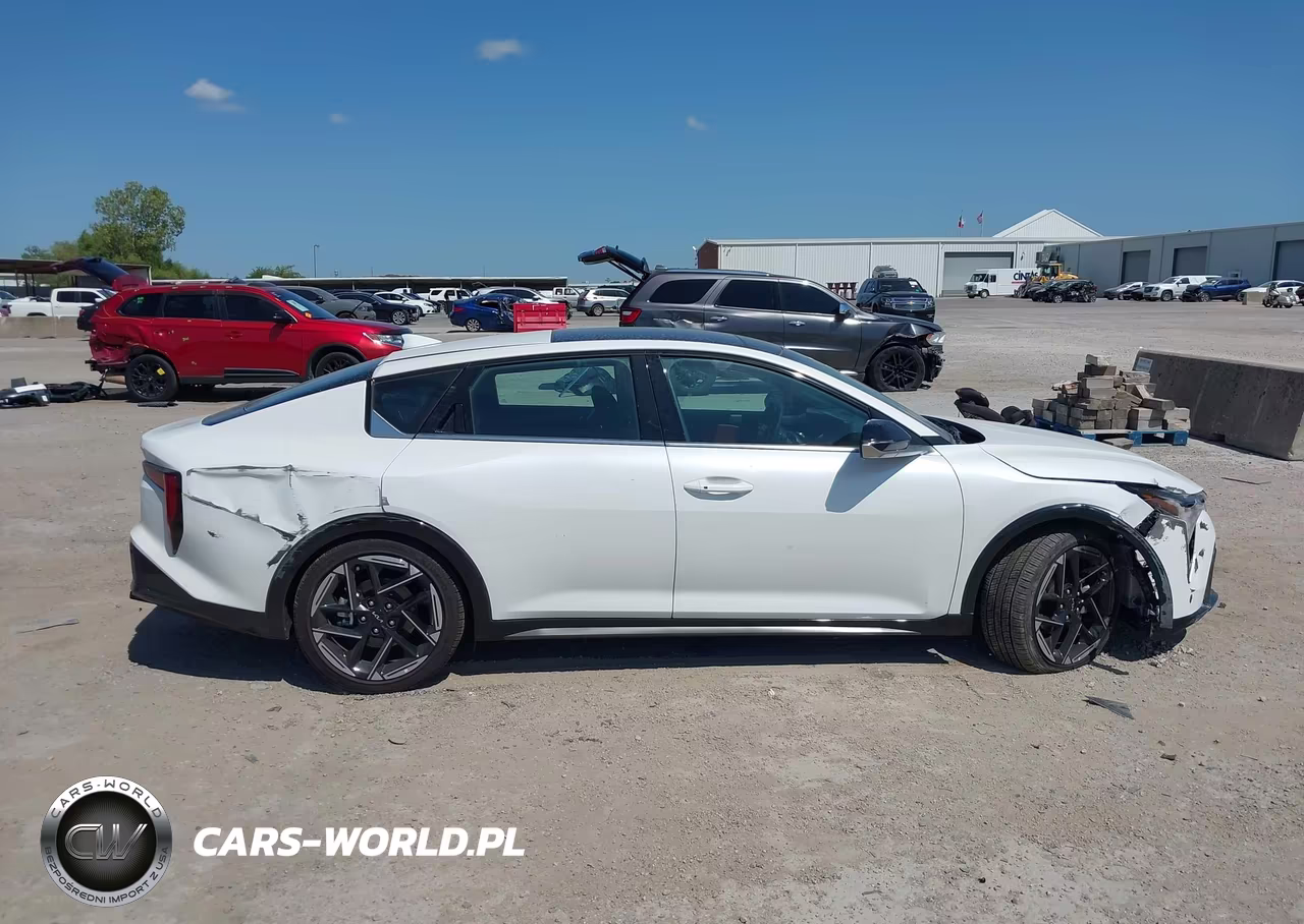 2026 Kia K4 Gt-Line VIN:3KPFW4DE8TE325531 - 13