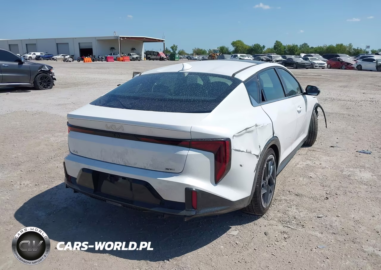 2026 Kia K4 Gt-Line VIN:3KPFW4DE8TE325531 - 4